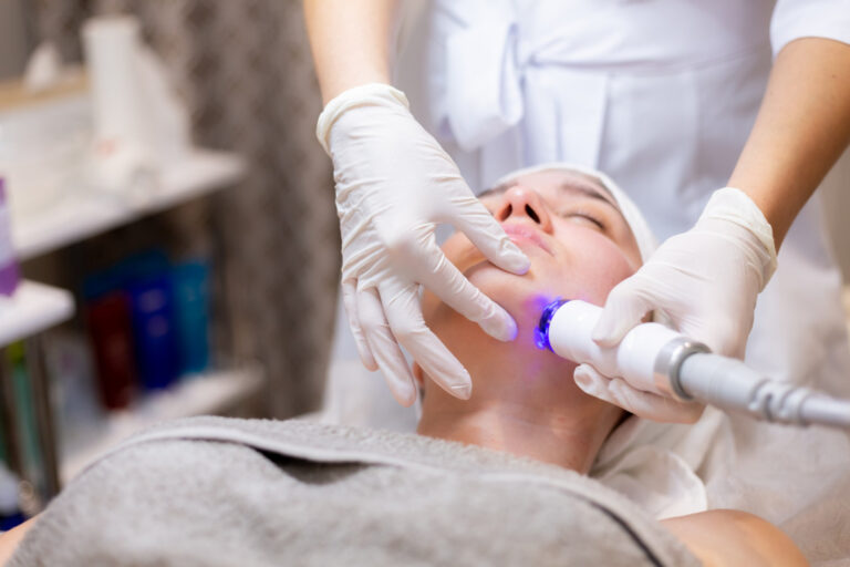 How Radiofrequency Energy Improves Skin Tightening - Image